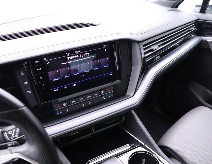 Volkswagen Touareg SUV 3,0 l 170 kw