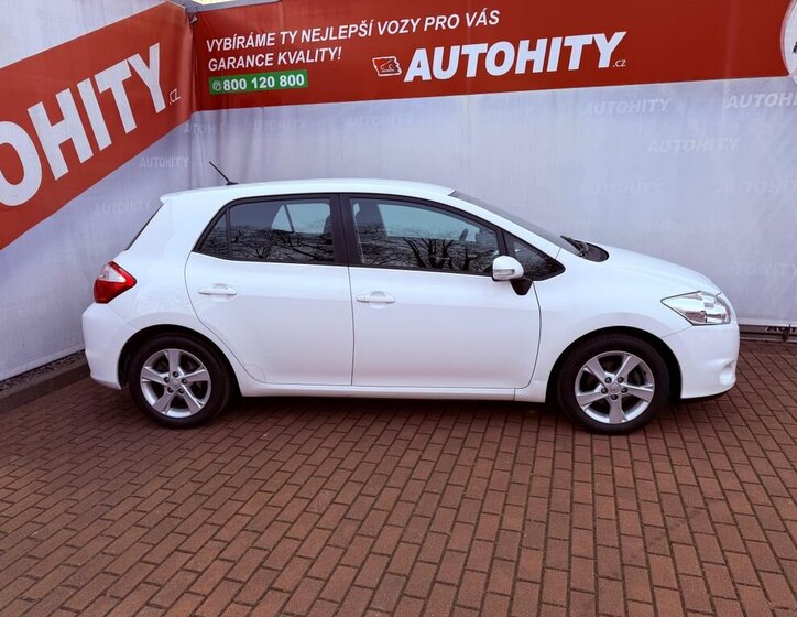 Toyota Auris Hatchback 1,6 l 97 kw