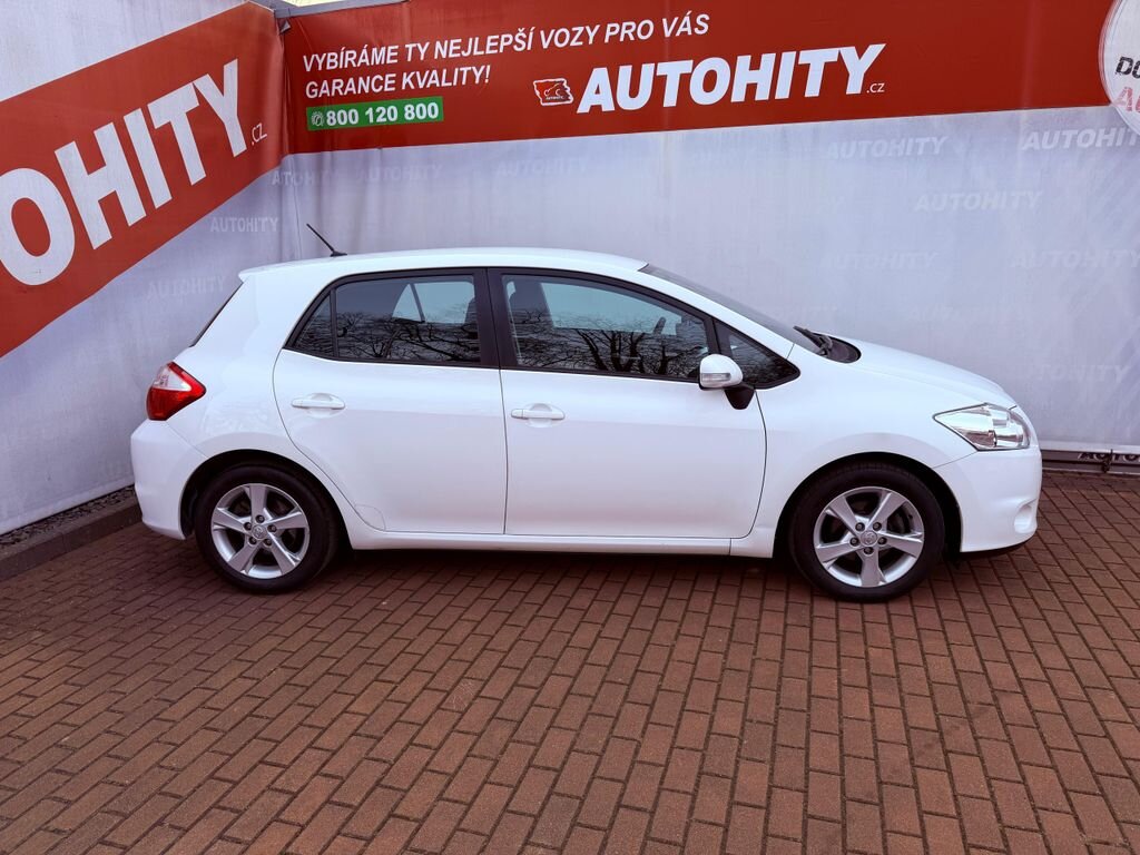 Toyota Auris Hatchback 1,6 l 97 kw