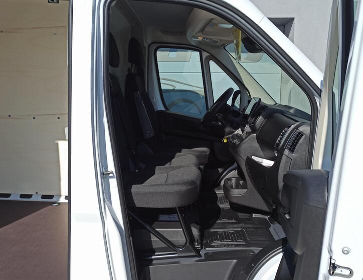 Toyota Proace Max 12