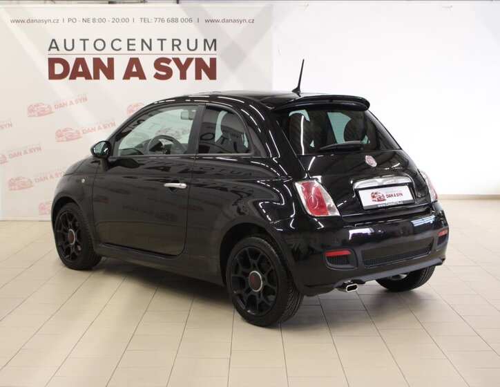 Fiat 500 Hatchback 899,0 63 kw