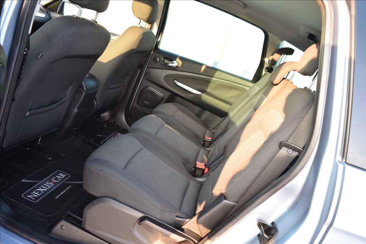 Ford S-MAX MPV 2,0 l 107 kw