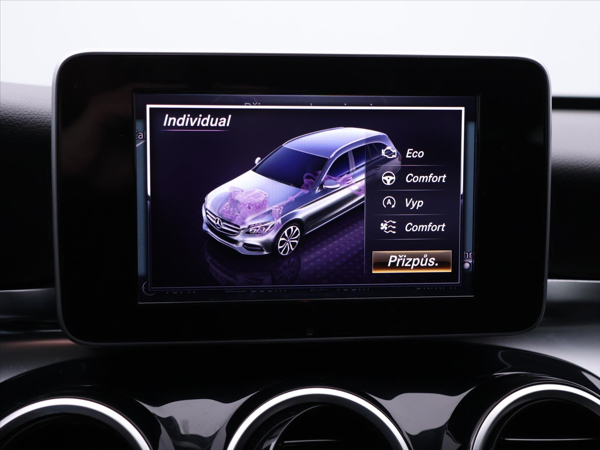 Mercedes-Benz Třídy C Kombi 2,1 l 100 kw