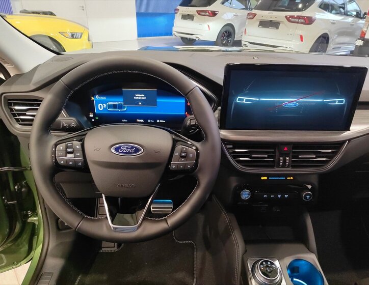 Ford Kuga SUV / Terénní 2,5 l 178 kw