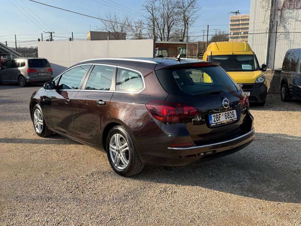 Opel Astra Kombi 1,7 l 81 kw