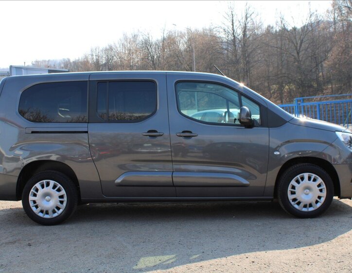 Opel Combo MPV 1,2 l 81 kw