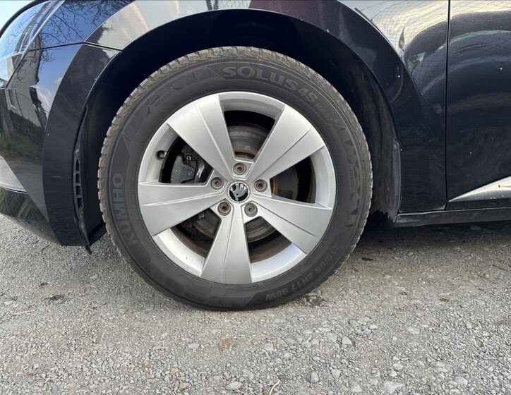 Škoda Superb Kombi 2,0 l 140 kw