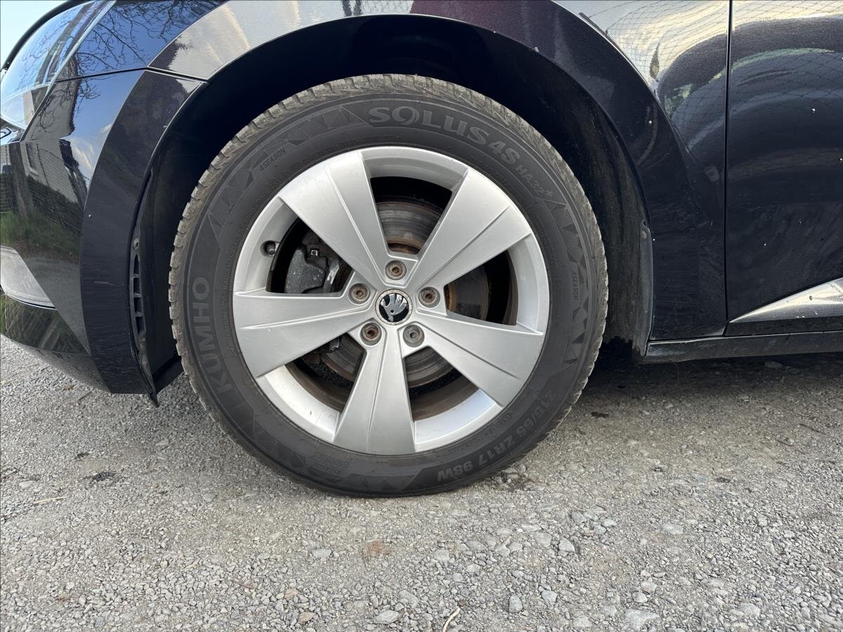 Škoda Superb Kombi 2,0 l 140 kw