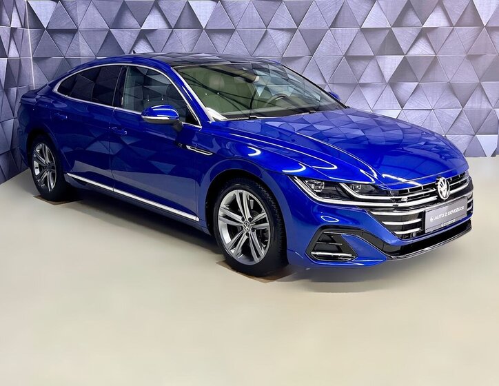 Volkswagen Arteon Liftback 2,0 l 206 kw