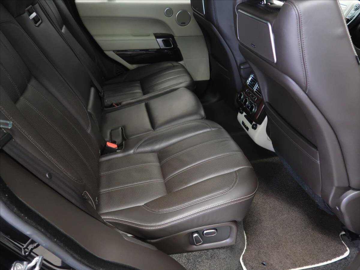 Land Rover Range Rover SUV / Terénní 4,4 l 250 kw