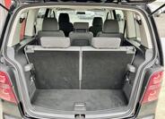 Volkswagen Touran 16