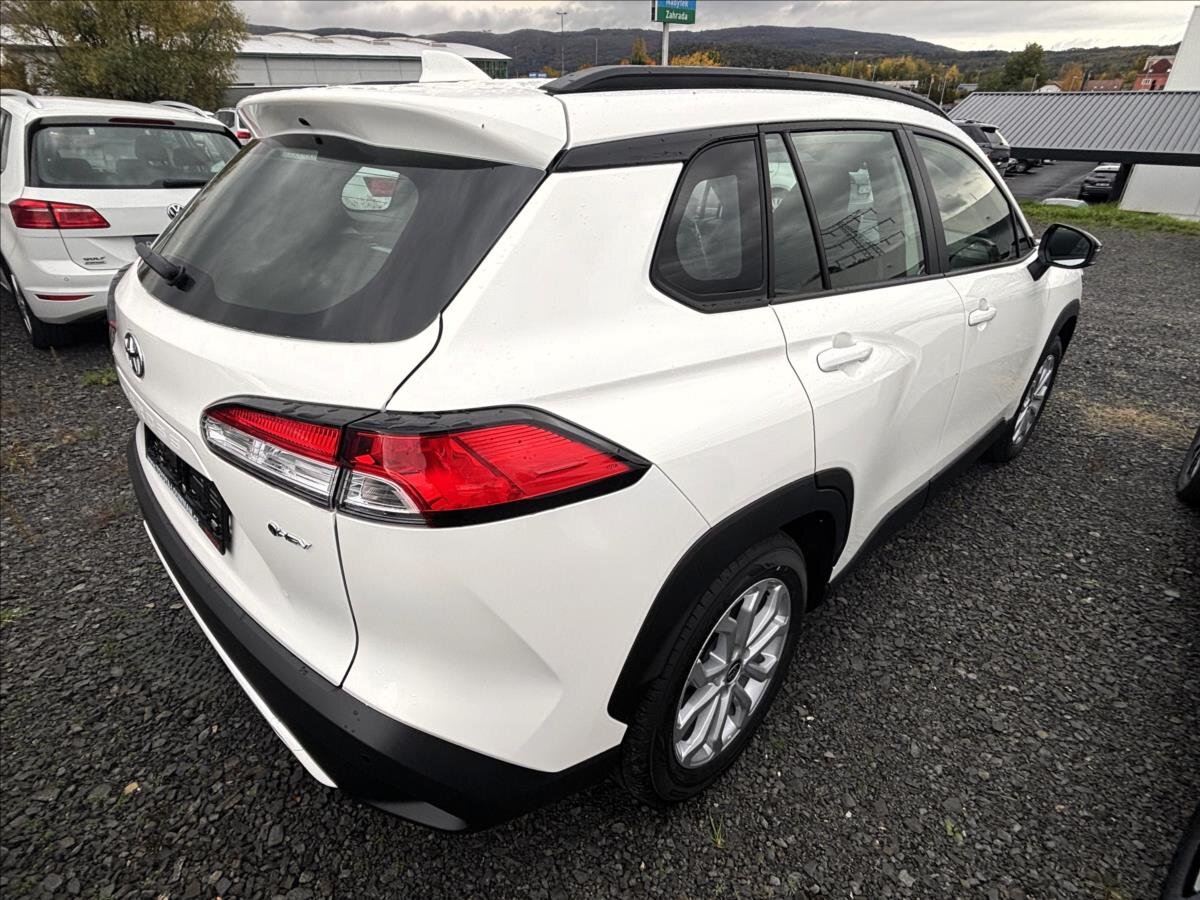 Toyota Corolla Cross SUV 1,8 l 103 kw