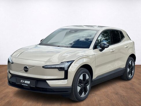 Volvo EX30 SUV / Terénní 0,0 200 kw