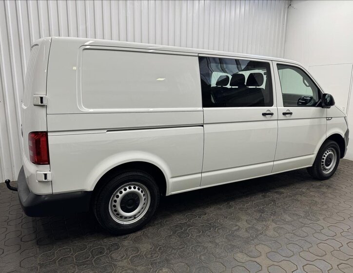 Volkswagen Transporter 9