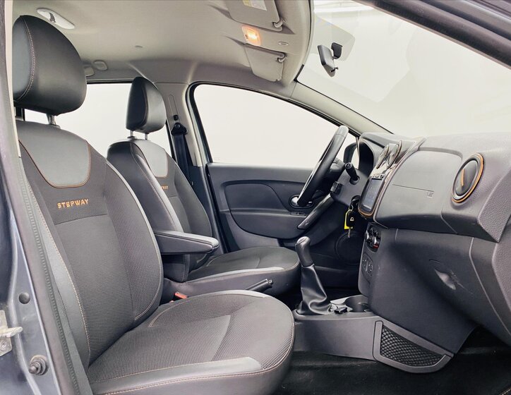 Dacia Logan Kombi 898,0 66 kw