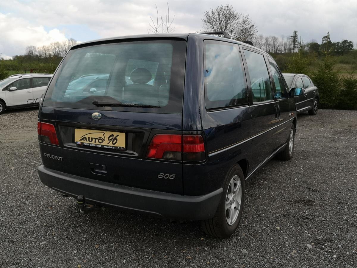 Peugeot 806 Kombi 2,1 l 80 kw