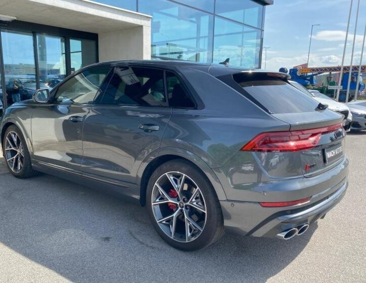 Audi SQ8 SUV 4,0 l 373 kw