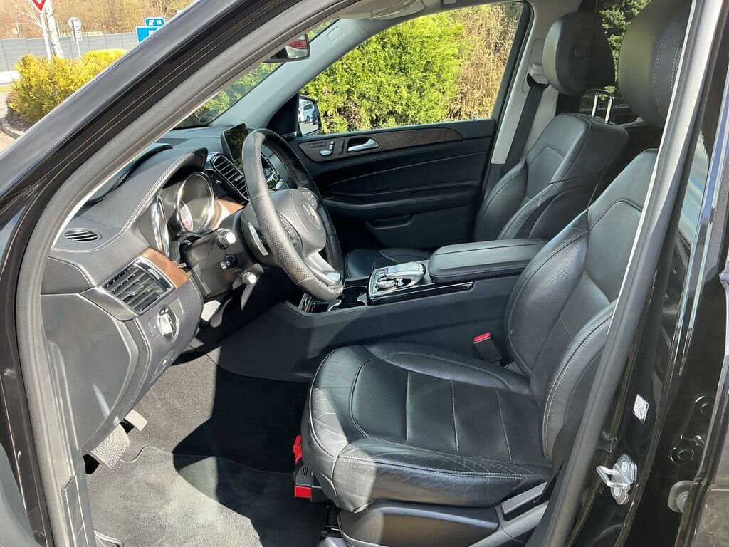 Mercedes-Benz GLS SUV / Terénní 3,0 l 190 kw