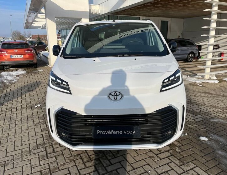 Toyota ProAce Verso VAN-Minibus 2,0 l 106 kw