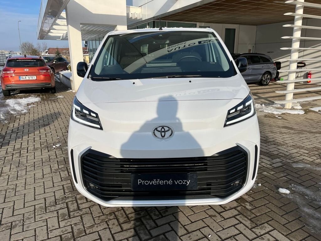 Toyota ProAce Verso VAN-Minibus 2,0 l 106 kw