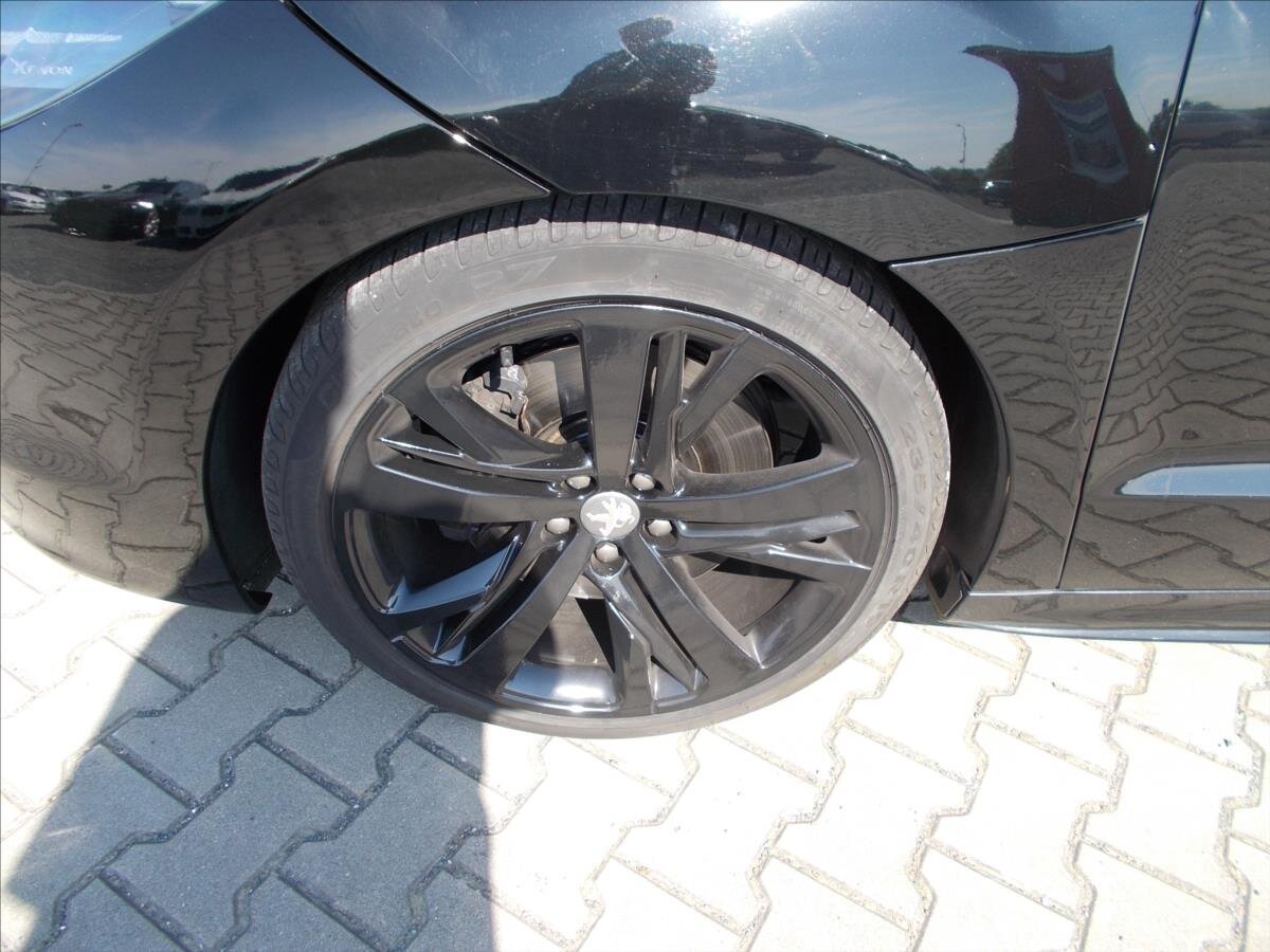 Peugeot RCZ Kupé 1,6 l 147 kw