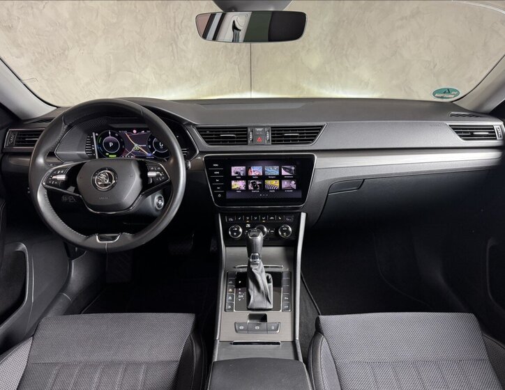 Škoda Superb Kombi 1,4 l 160 kw