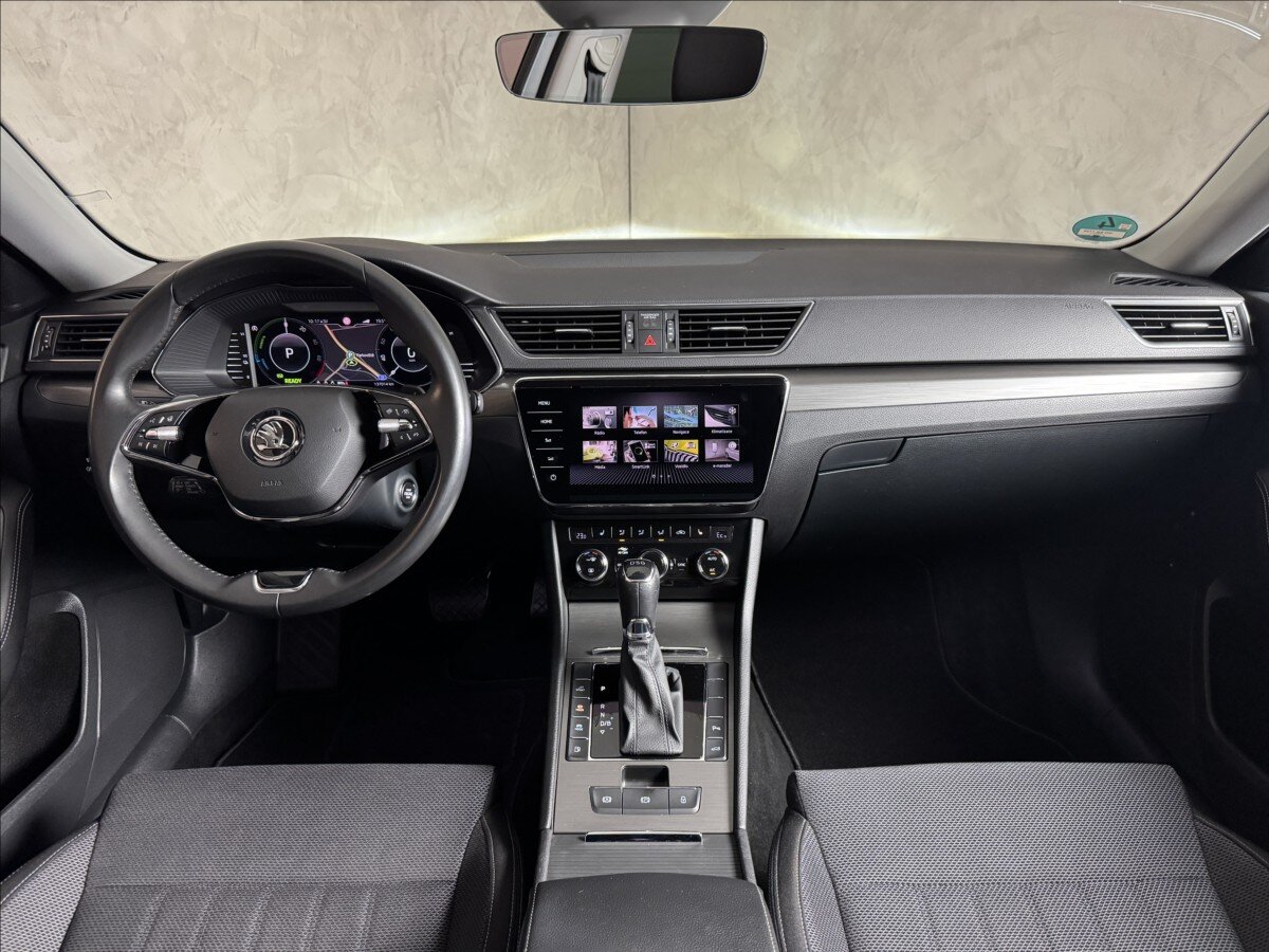 Škoda Superb Kombi 1,4 l 160 kw