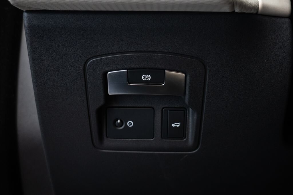 Land Rover Range Rover Velar SUV 3,0 l 221 kw