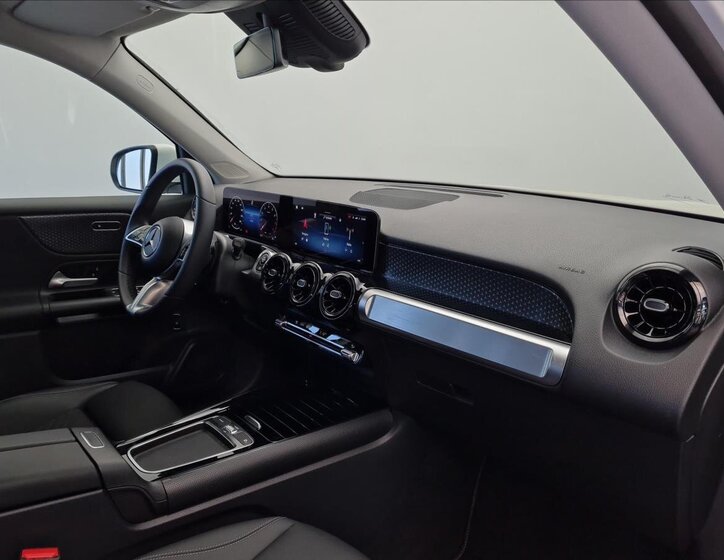 Mercedes-Benz GLB SUV 2,0 l 140 kw