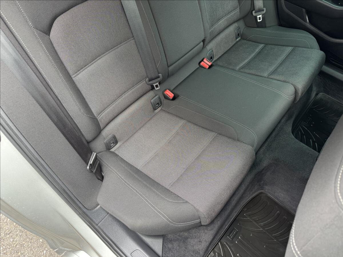 Volkswagen Passat Kombi 2,0 l 110 kw