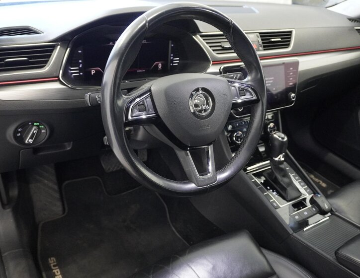 Škoda Superb Kombi 1,5 l 110 kw