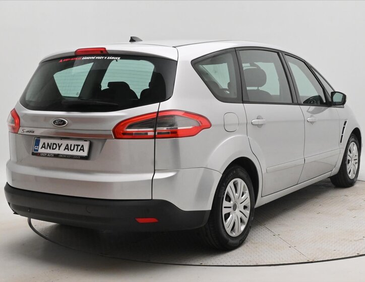 Ford S-MAX MPV 2,0 l 103 kw