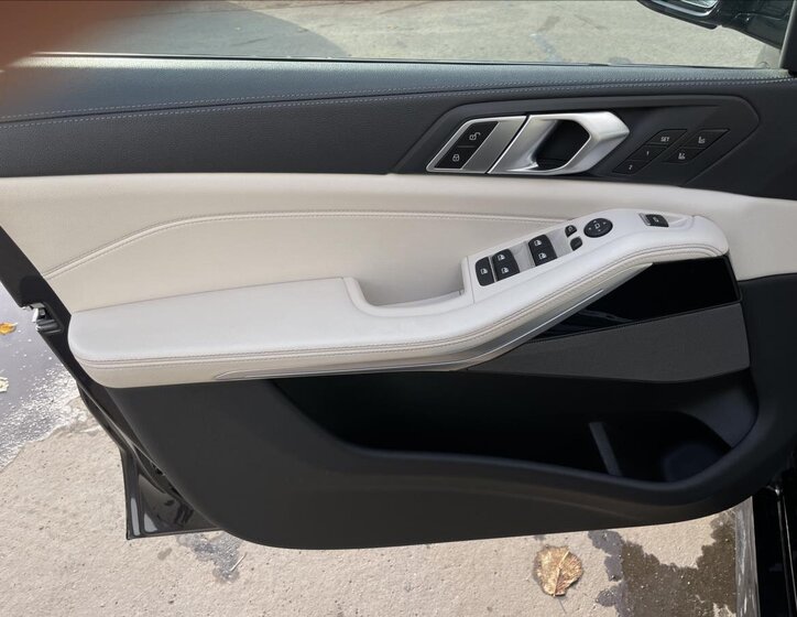 BMW X5 SUV 3,0 l 245 kw