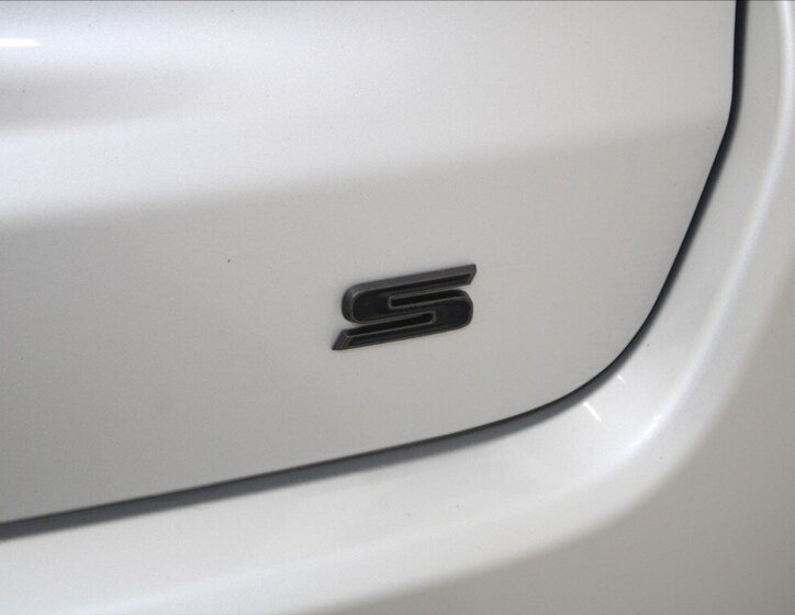 Jeep Compass SUV / Terénní 1,3 l 110 kw