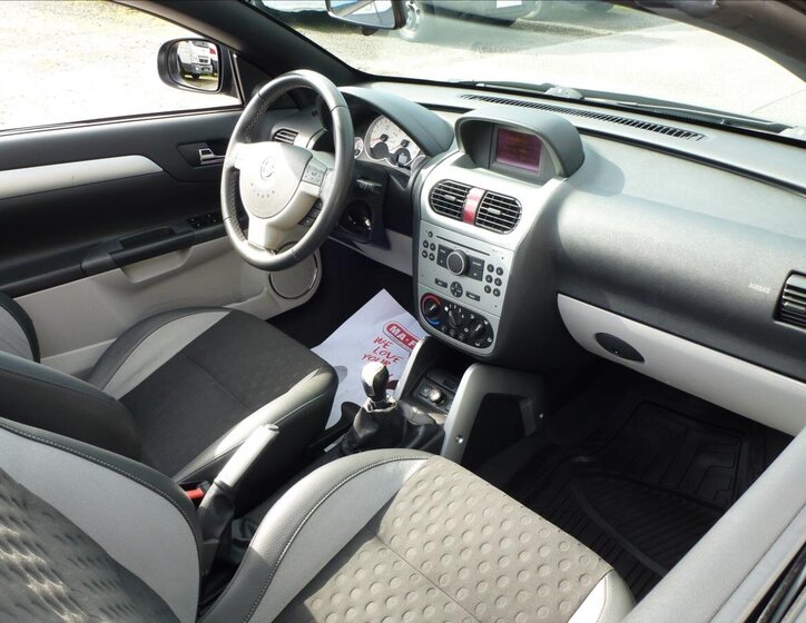 Opel Tigra Kabriolet 1,4 l 66 kw