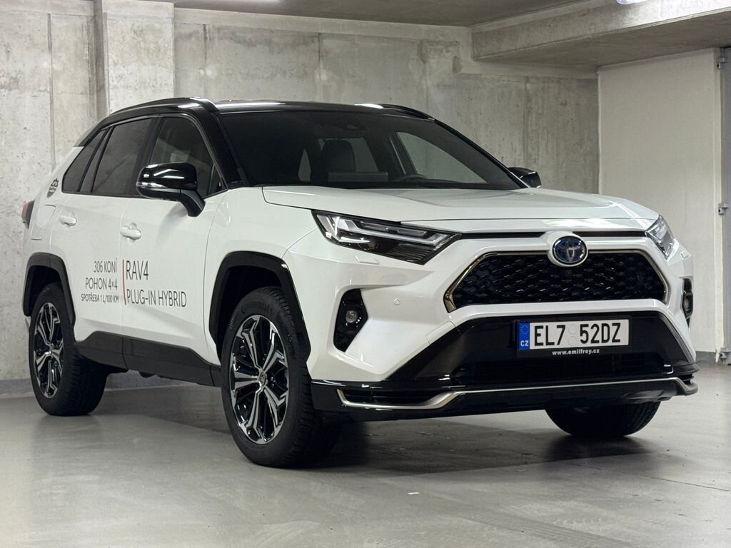Toyota RAV4 SUV 2,5 l 228 kw