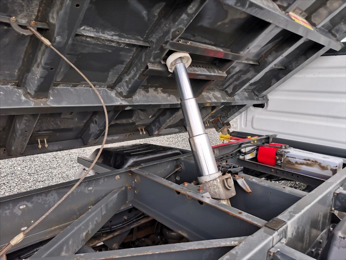 Iveco Daily Sklápěč 3,0 l 132 kw