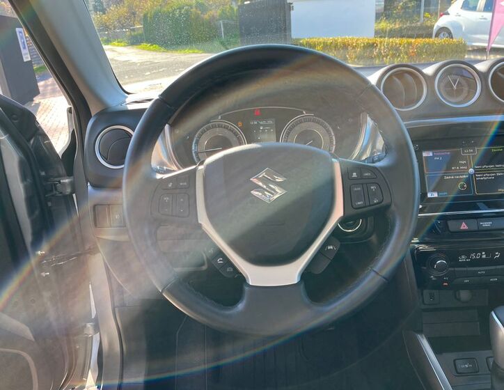 Suzuki Vitara 18