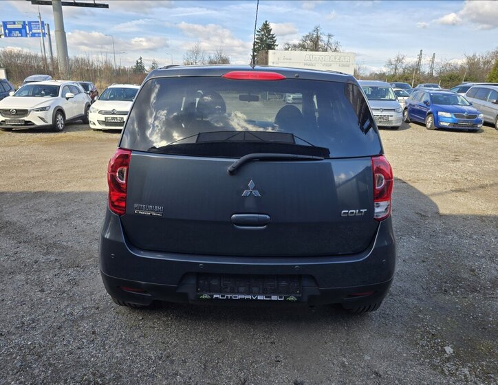 Mitsubishi Colt Hatchback 1,1 l 55 kw