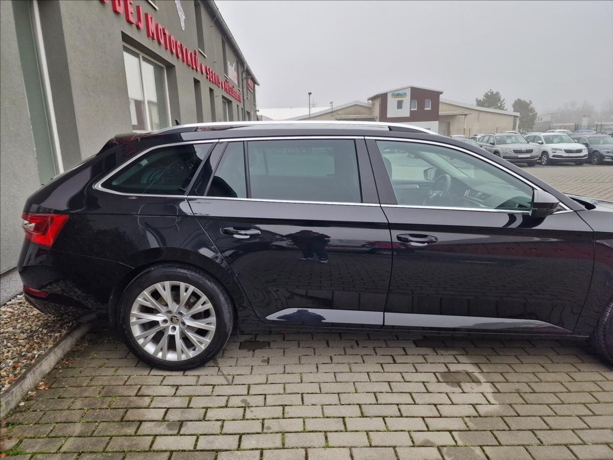 Škoda Superb Kombi 2,0 l 110 kw