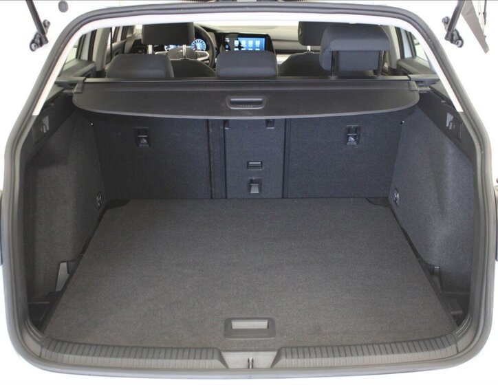 Volkswagen Golf Kombi 1,5 l 96 kw