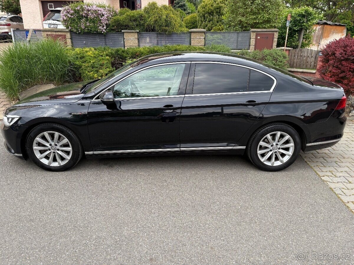 Volkswagen Passat Sedan 0,0 0