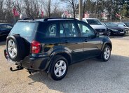 Toyota RAV4 SUV / Terénní 2,0 l 85 kw