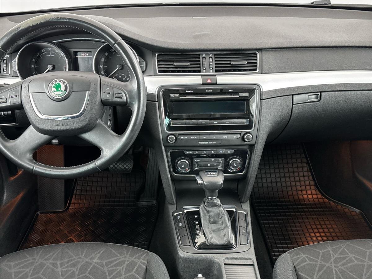 Škoda Superb Kombi 2,0 l 103 kw