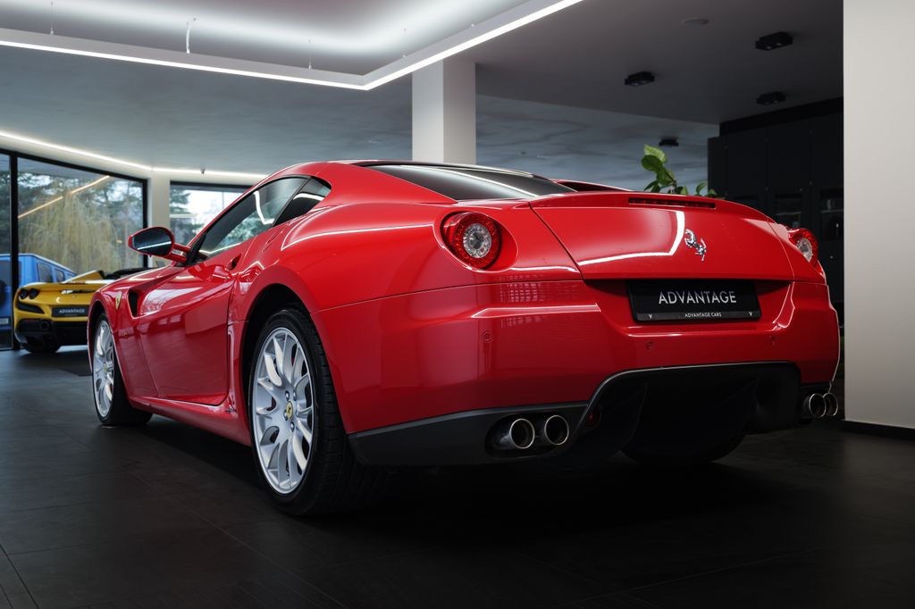 Ferrari 599