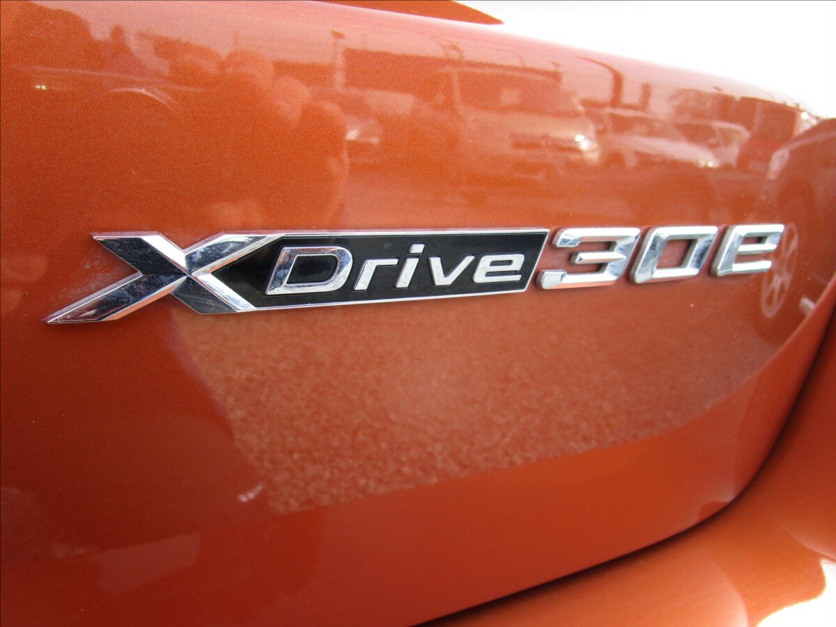 BMW X1 Kombi 1,5 l 110 kw