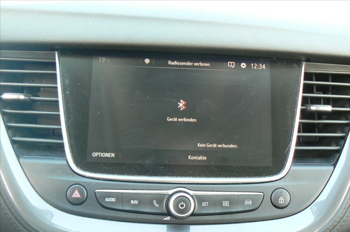 Opel Grandland X SUV / Terénní 1,2 l 96 kw