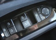 Mazda 3 Sedan / Limuzína 2,0 l 110 kw