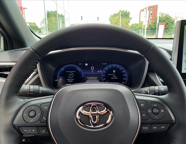 Toyota Corolla Cross SUV 2,0 l 131 kw