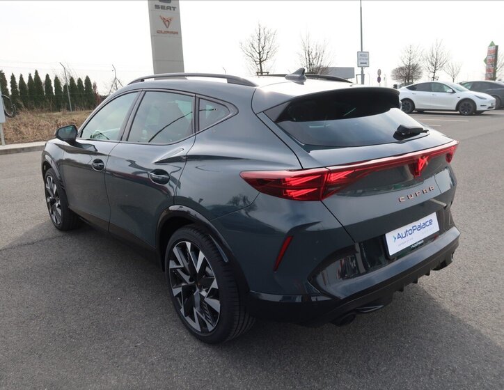 Cupra Formentor SUV / Terénní 2,0 l 195 kw
